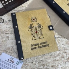 Блокнот с кожей Тренеру по стрельбе 100 листов с ручкой в комплекте